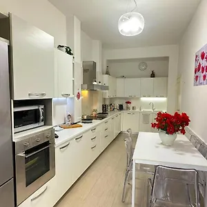Apartment Modern River House