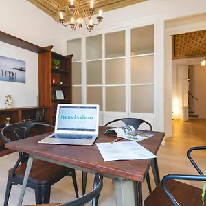 Apartment Bravissimo Placa Del Vi, Authentic Historic